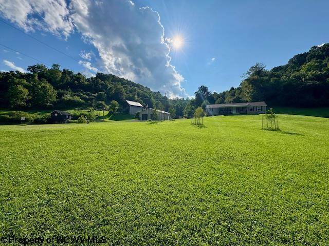 1683 Range Road - Photo 1