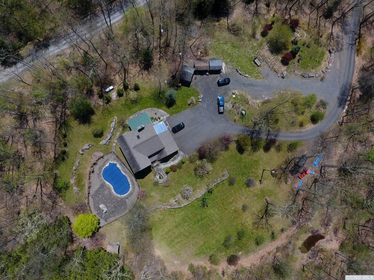 402 Dave Elliott Road - Photo 1