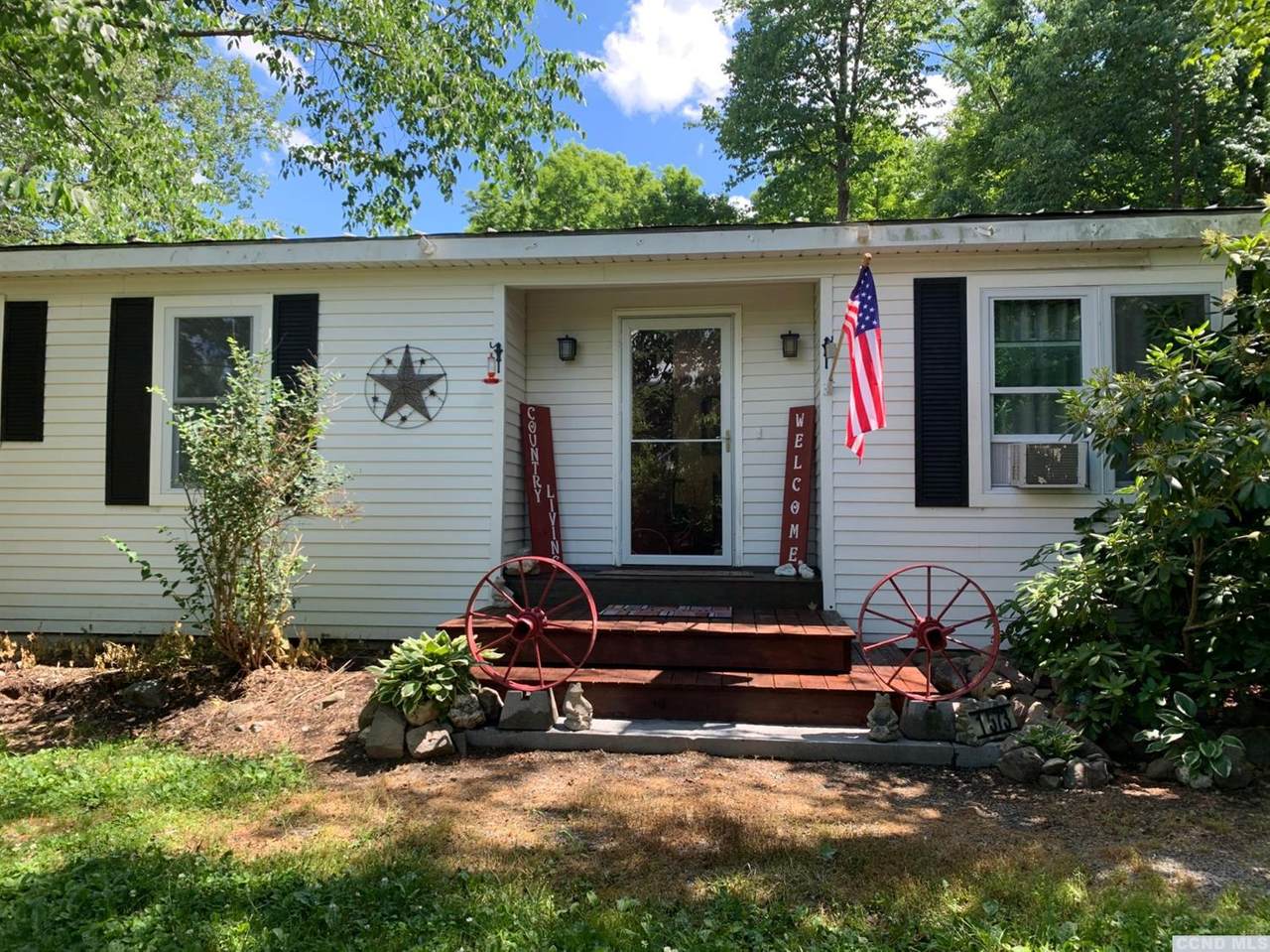 1573 Us Route 20 - Photo 1