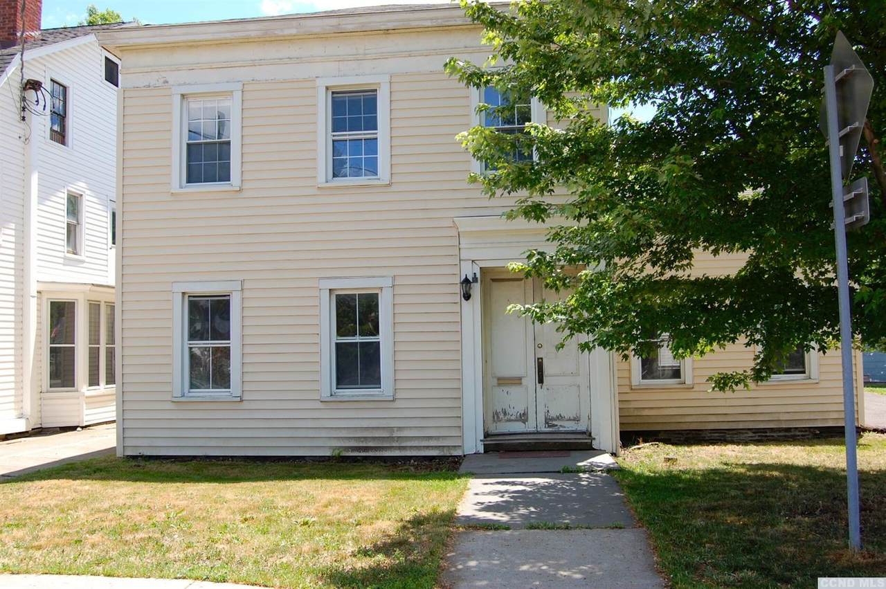17 Railroad Avenue - Photo 1