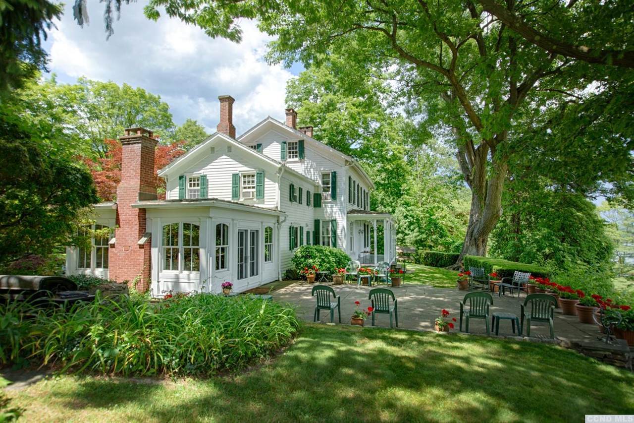 25 Watson Avenue - Photo 1