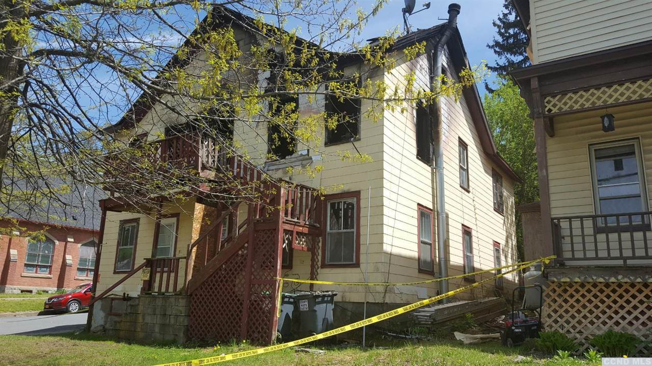 137 Main Street - Photo 1