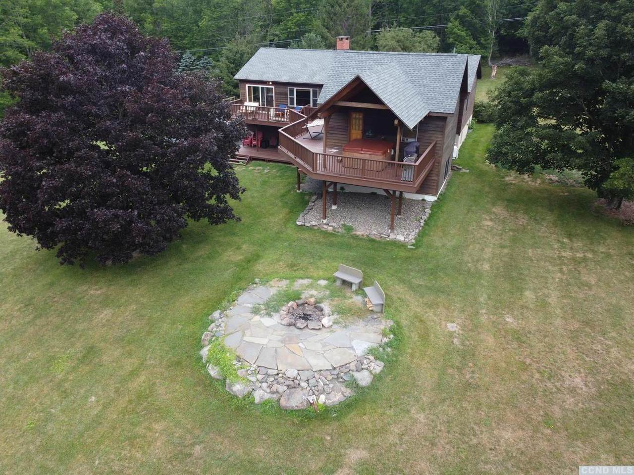 628 Mitchell Hollow Road - Photo 1