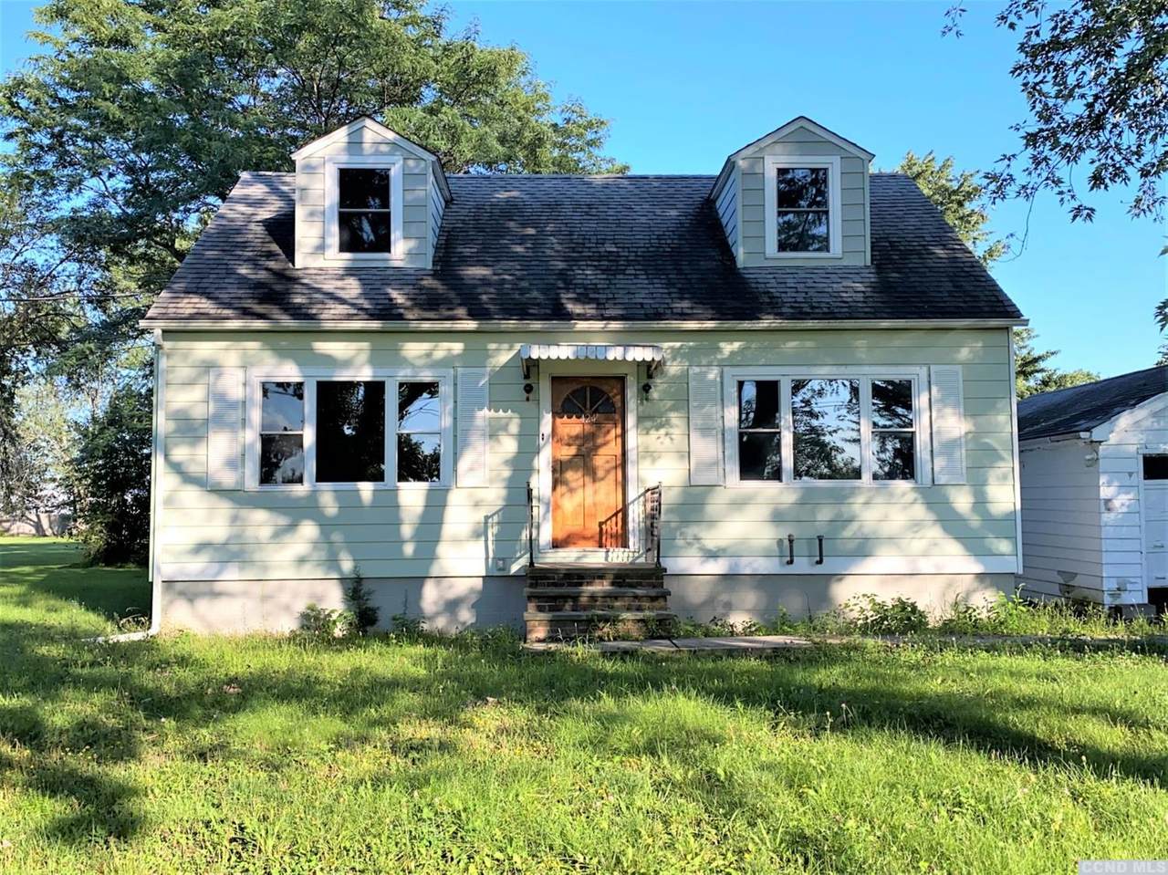 424 Joslen Boulevard - Photo 1