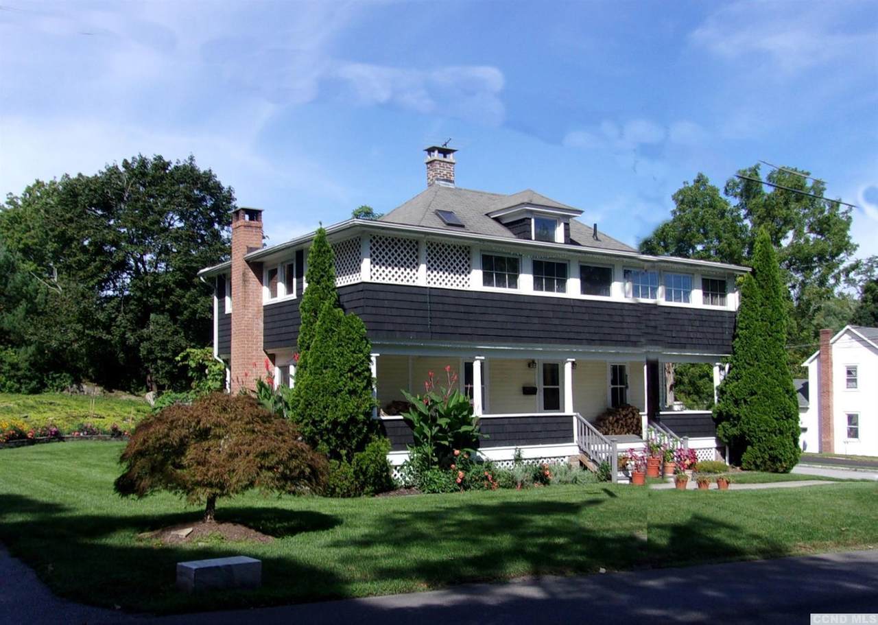22 Parsonage Street - Photo 1