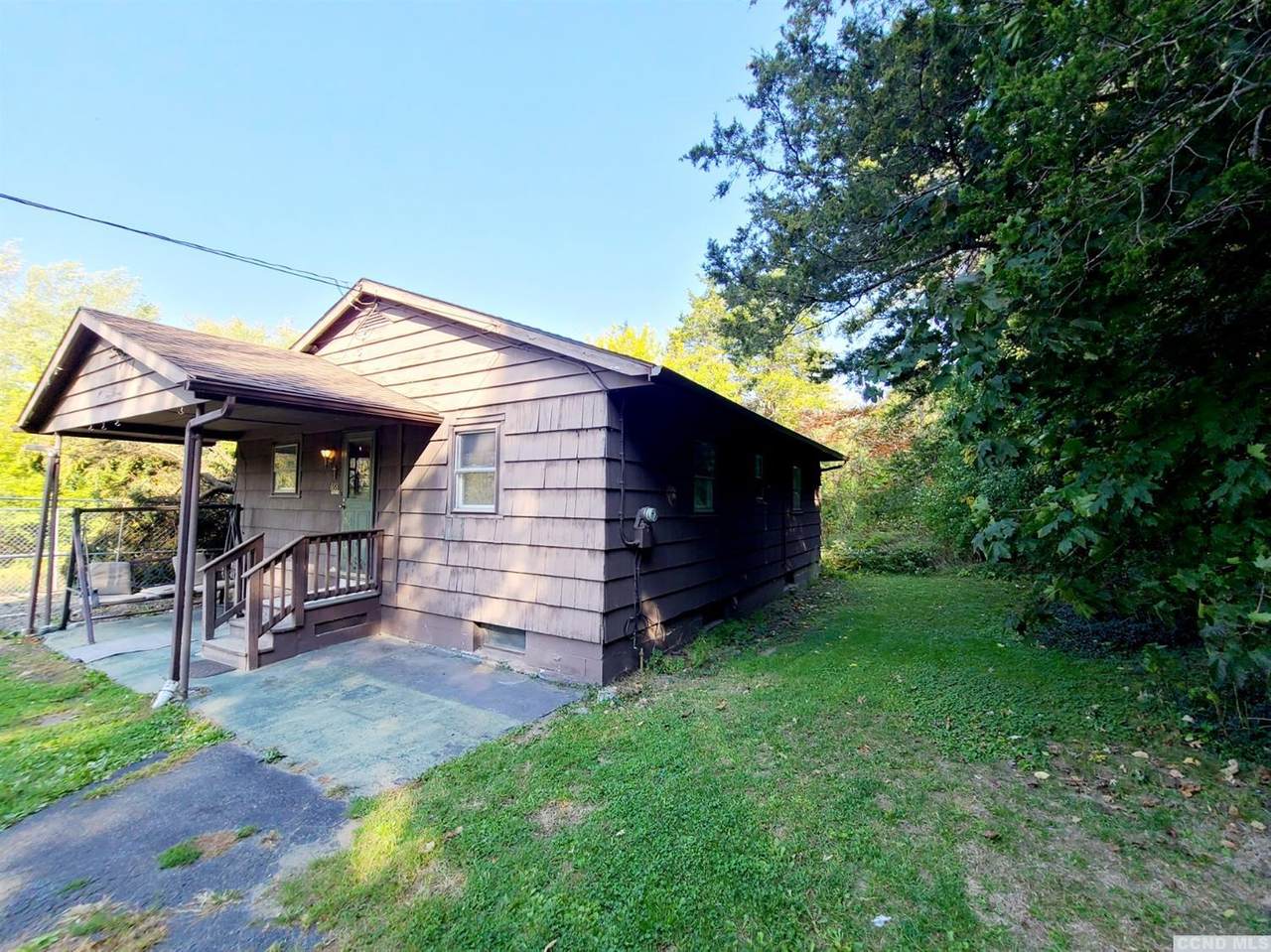 668 Schoharie Turnpike - Photo 1