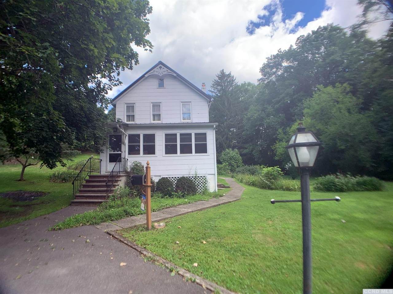8 Center Street - Photo 1
