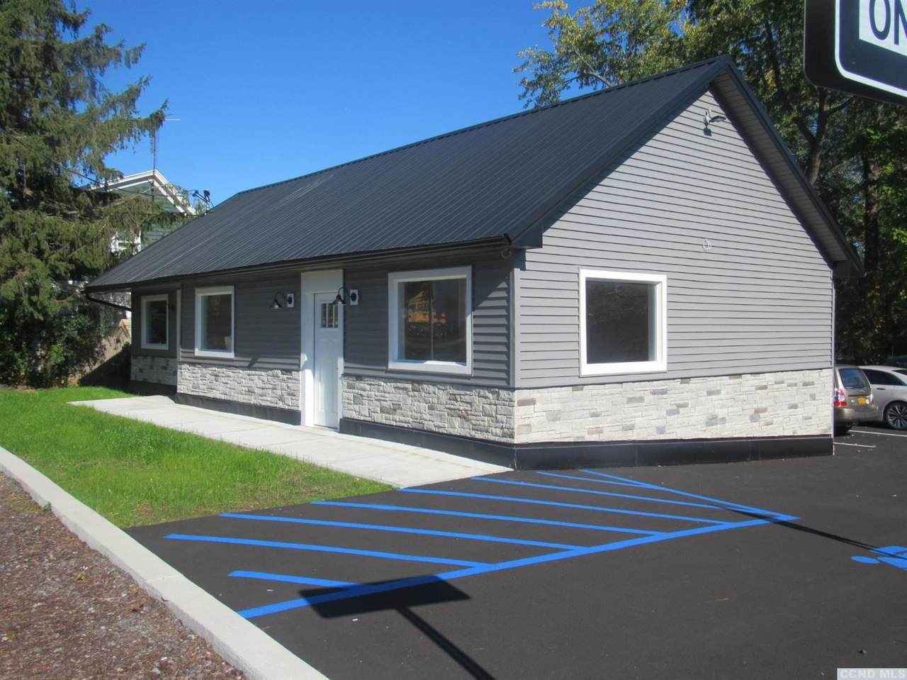 138 Fairview Avenue - Photo 1