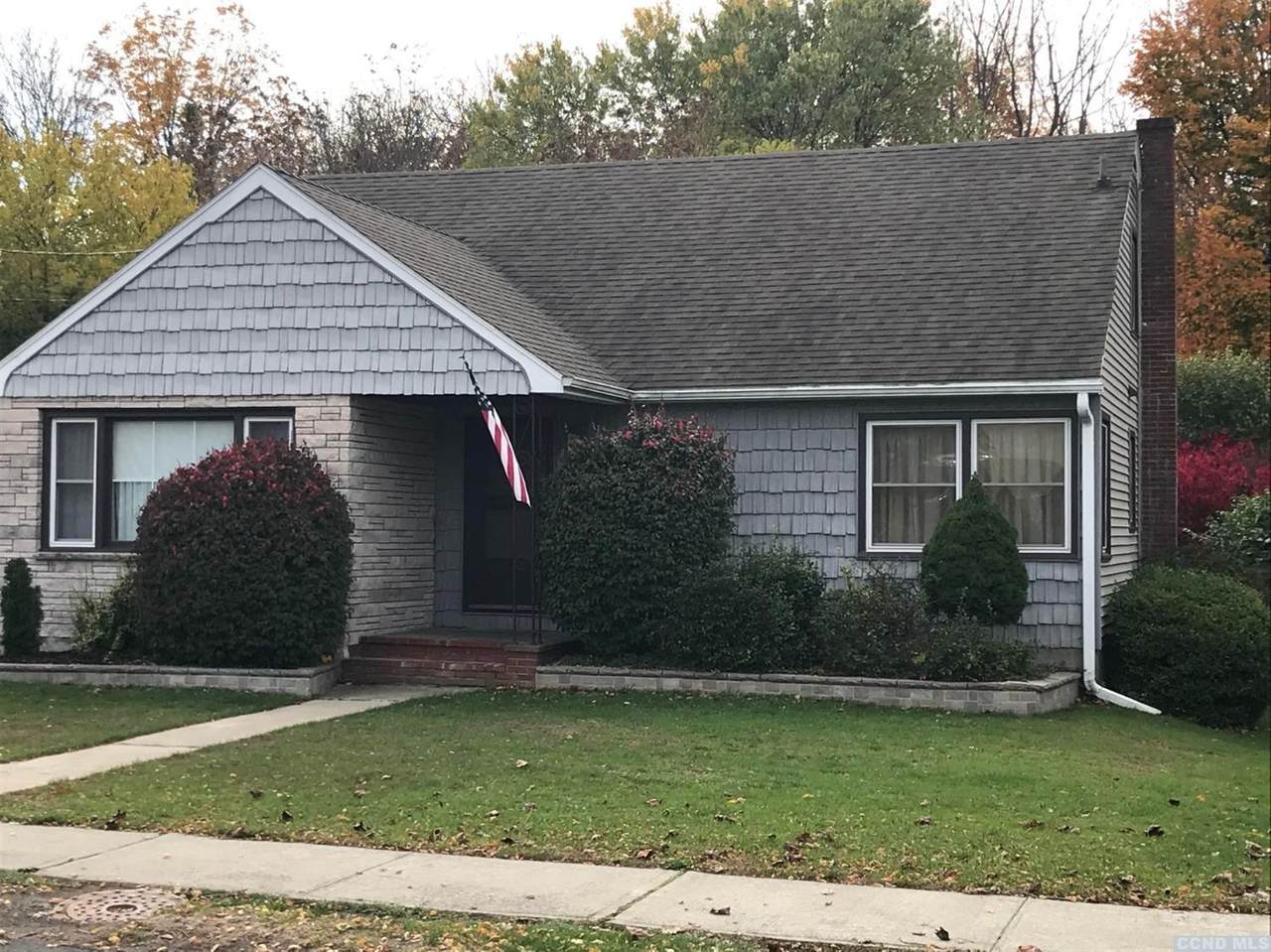 747 Union Street - Photo 1