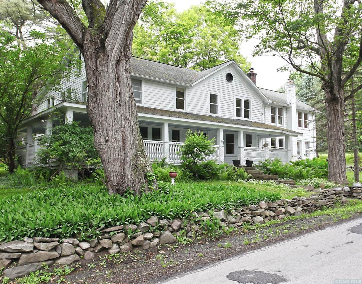 169 Maple Avenue - Photo 1