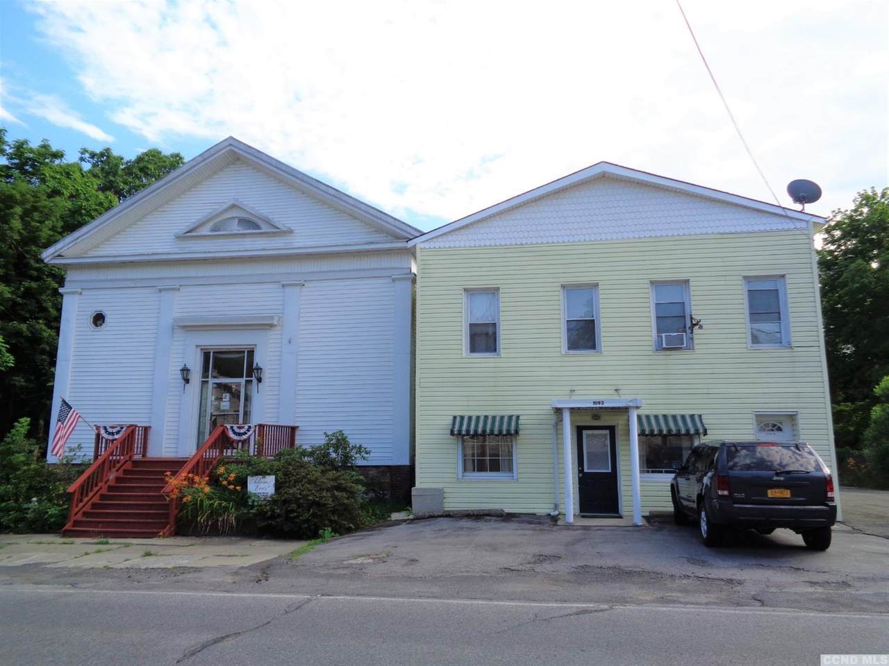 1089 Main Street - Photo 1