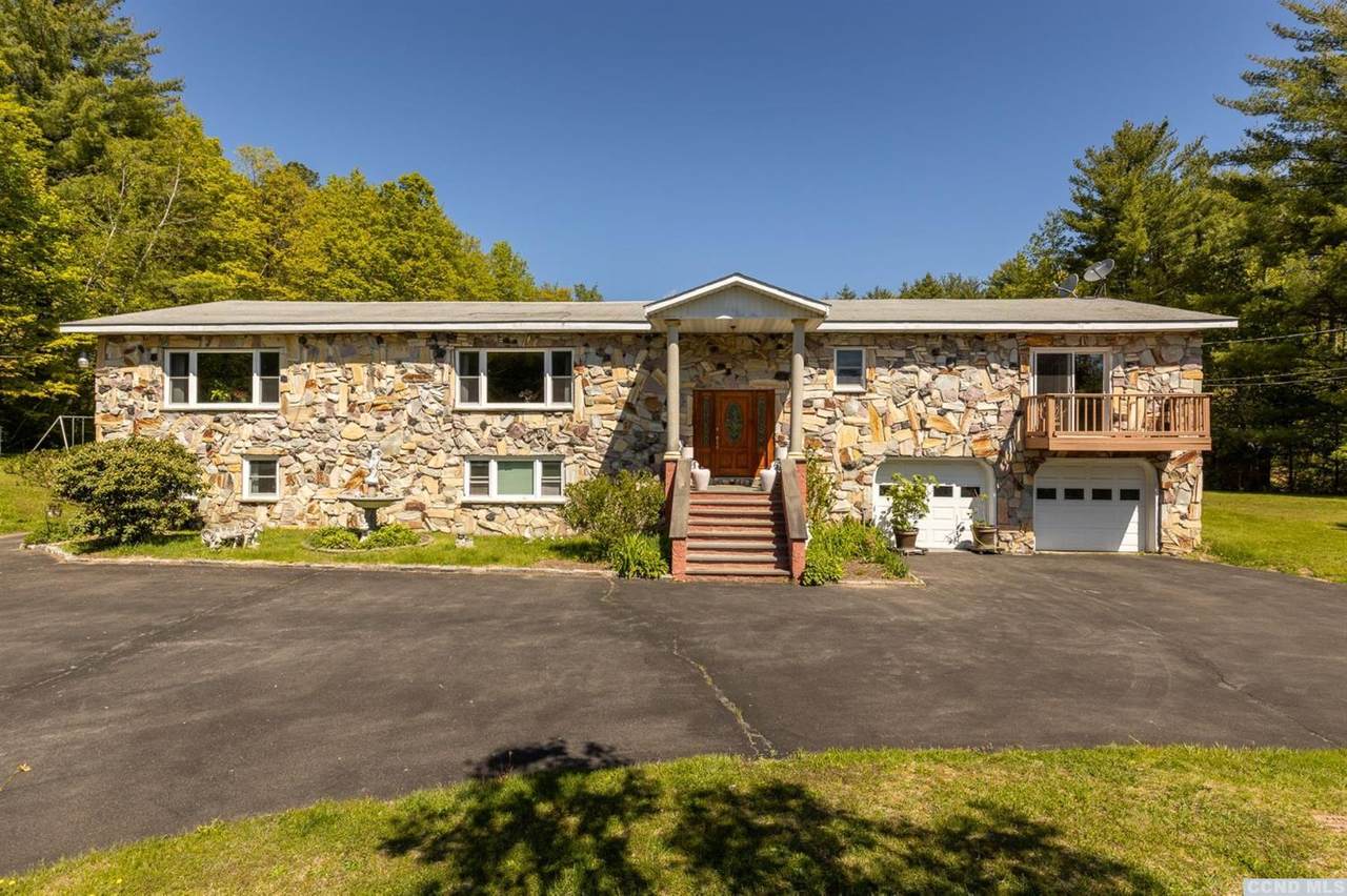 708 Mountain Avenue - Photo 1