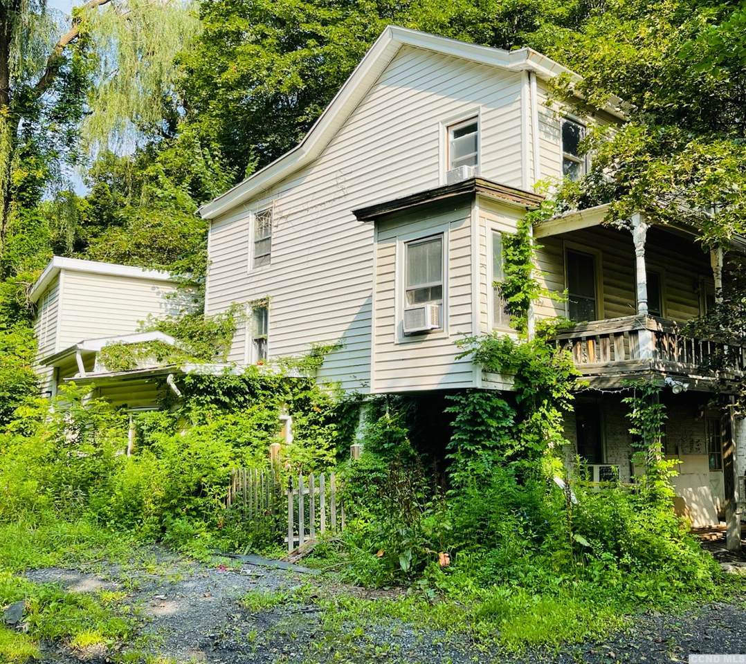 165 Main Street - Photo 1