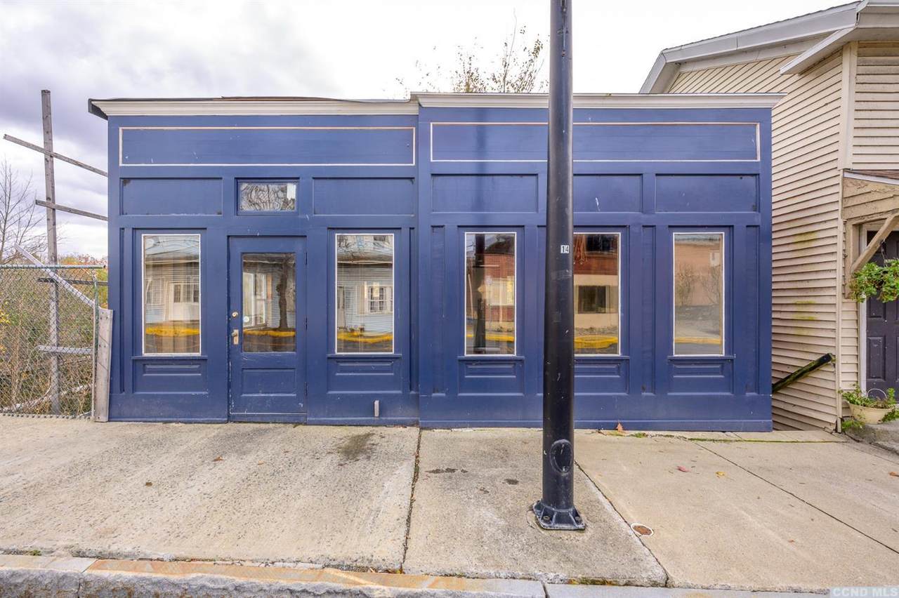 3048 Main Street - Photo 1