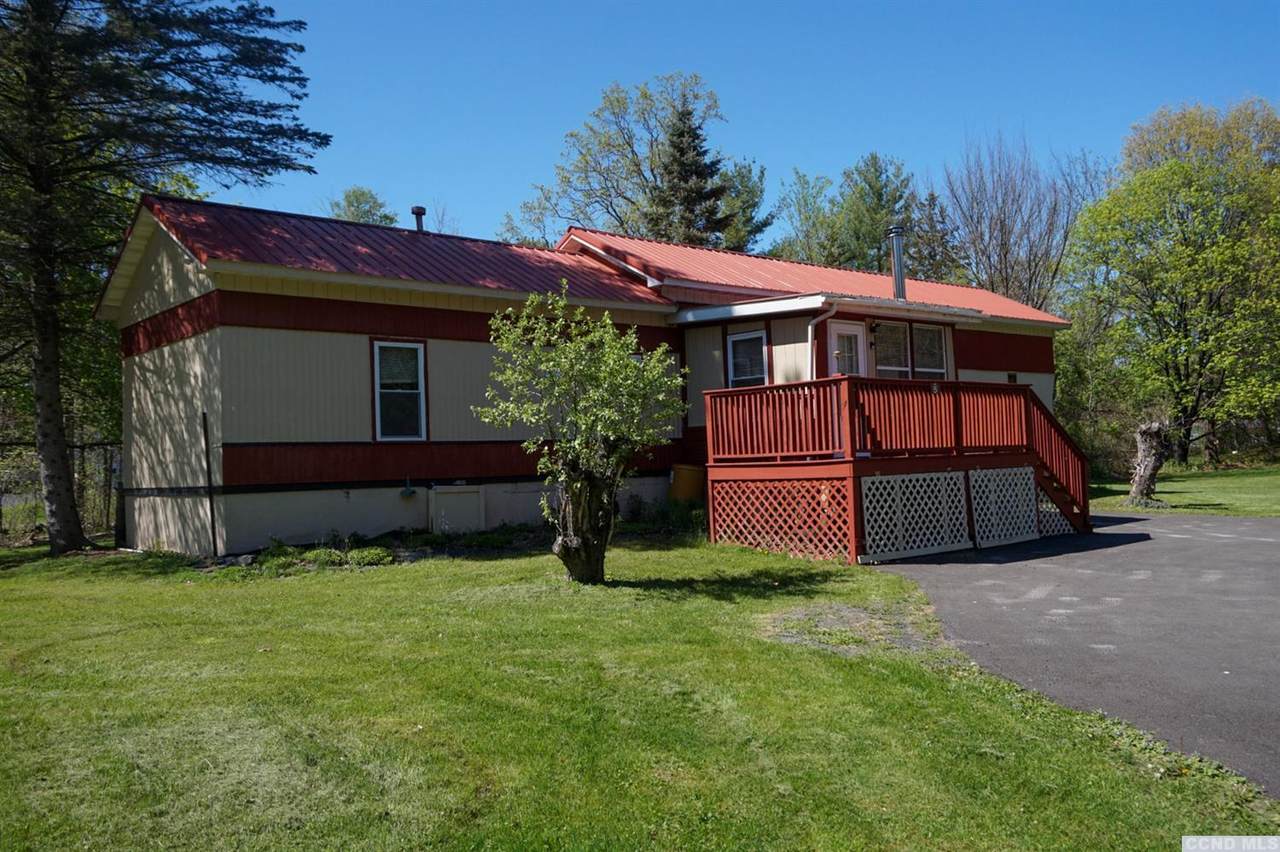 5 Meadow Ln - Photo 1
