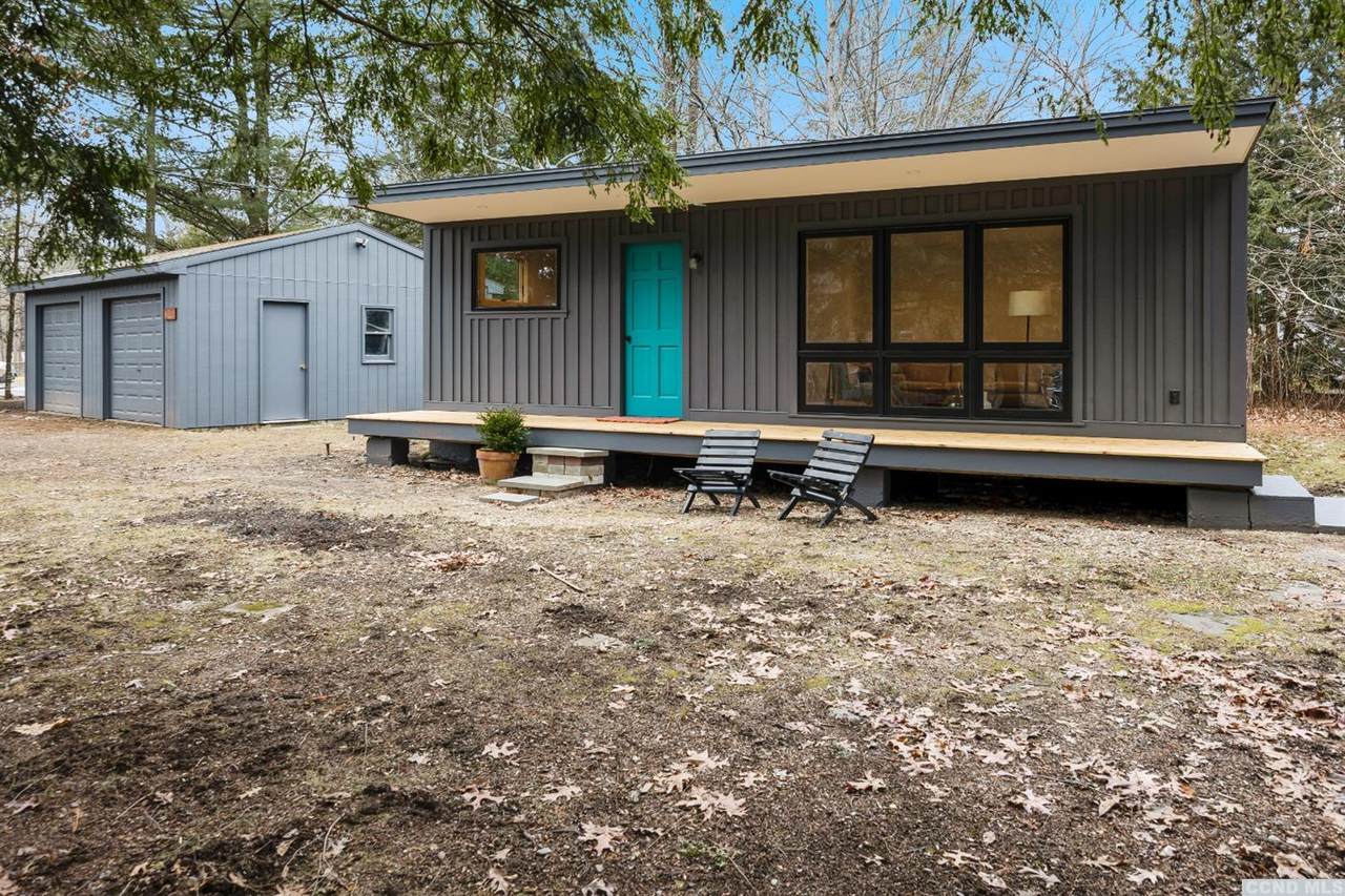 104 Island Drive - Photo 1