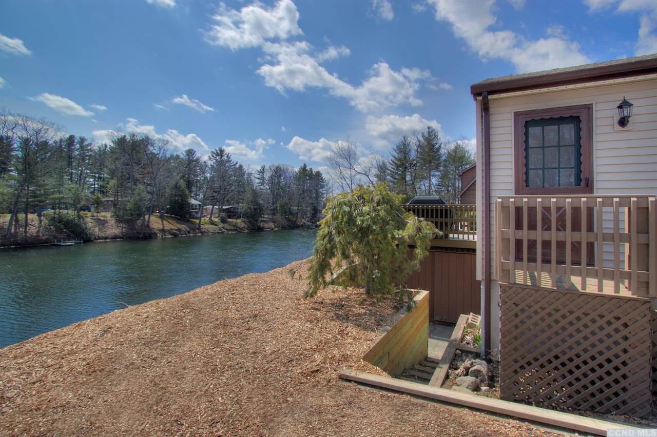 3 Island Drive - Photo 1