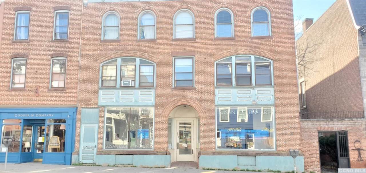433 Warren Street - Photo 1
