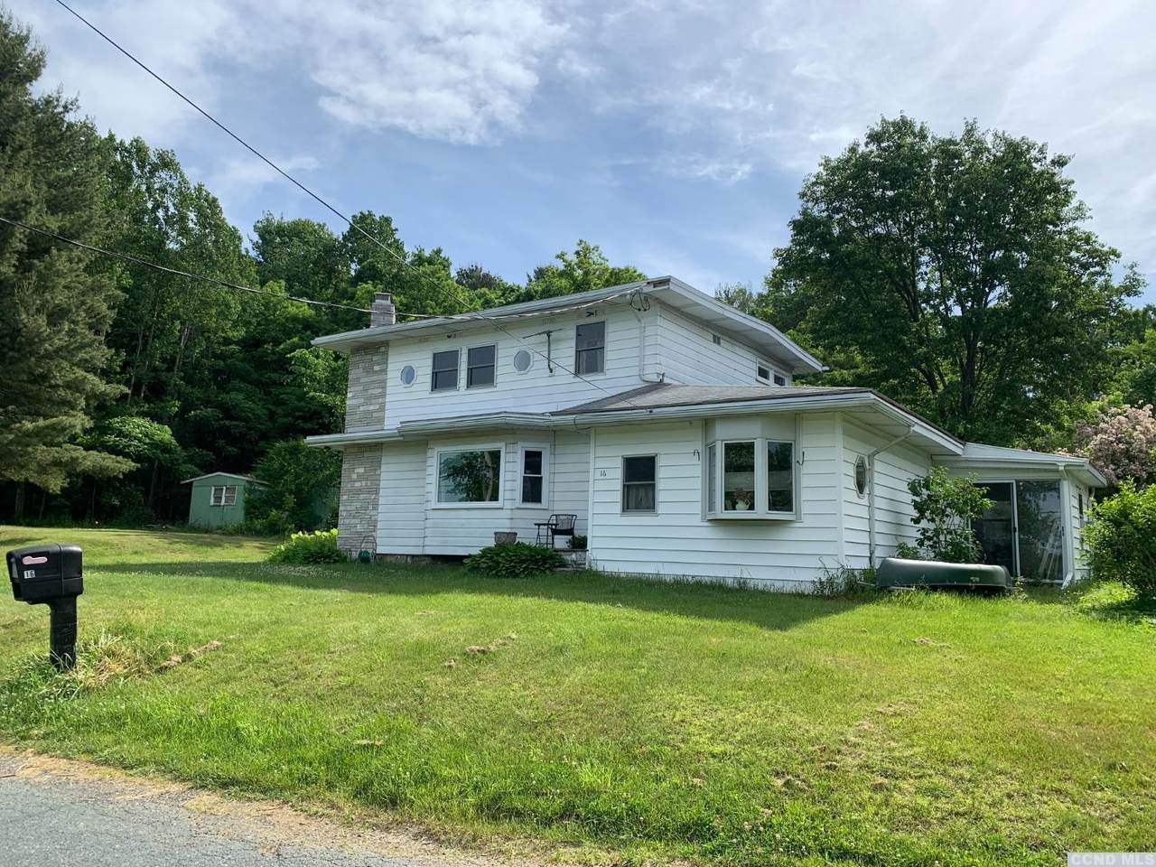 16 Lake Shore Circle Drive - Photo 1