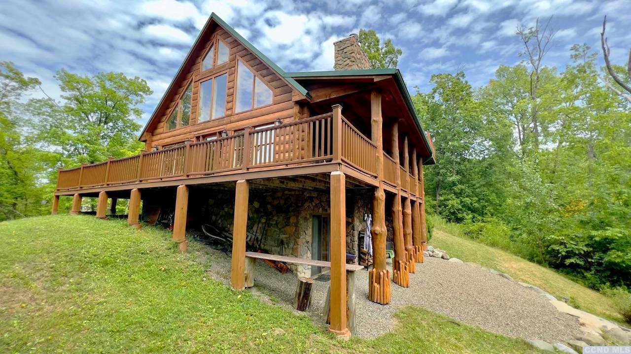 601 Sleepy Hollow Road - Photo 1