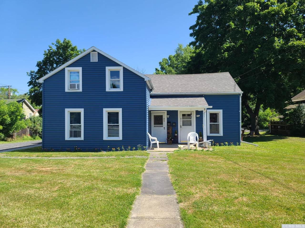 211 Mansion Street - Photo 1