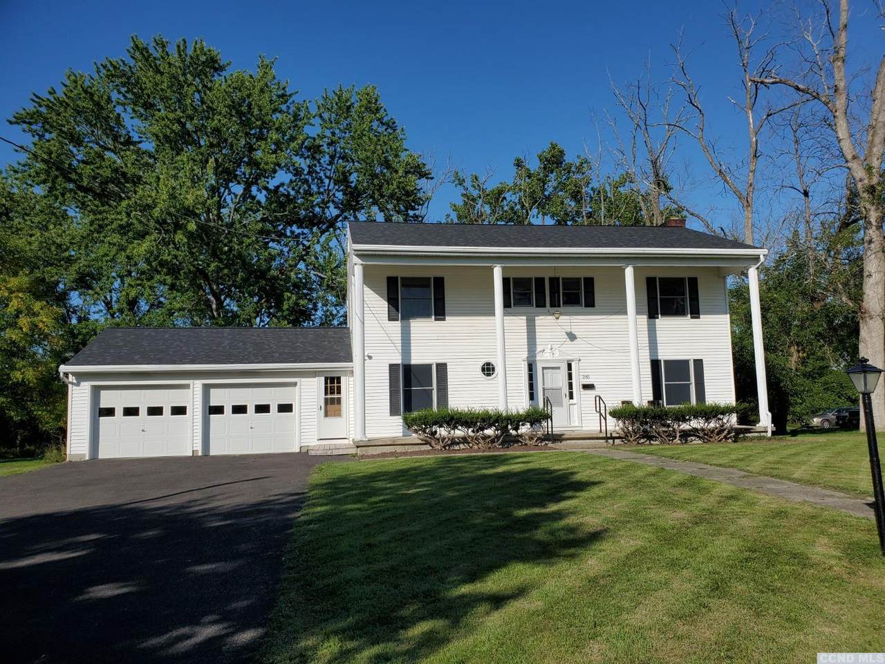 285 Mansion Street - Photo 1