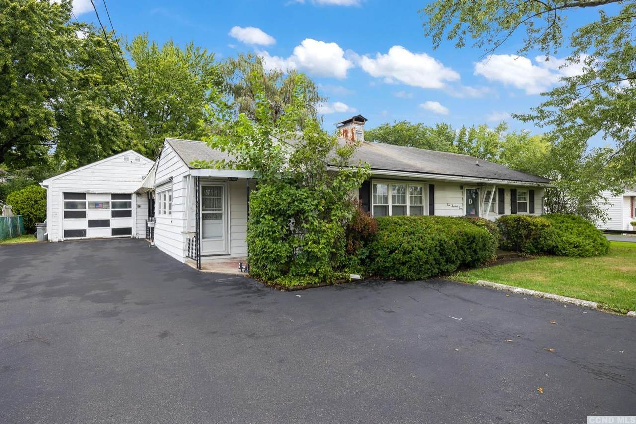 203 Fairview Avenue - Photo 1