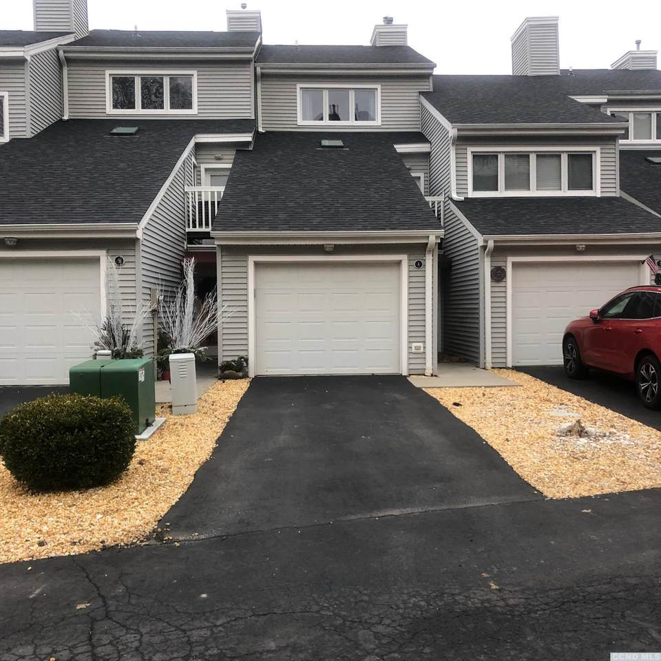 8 Marina Drive - Photo 1