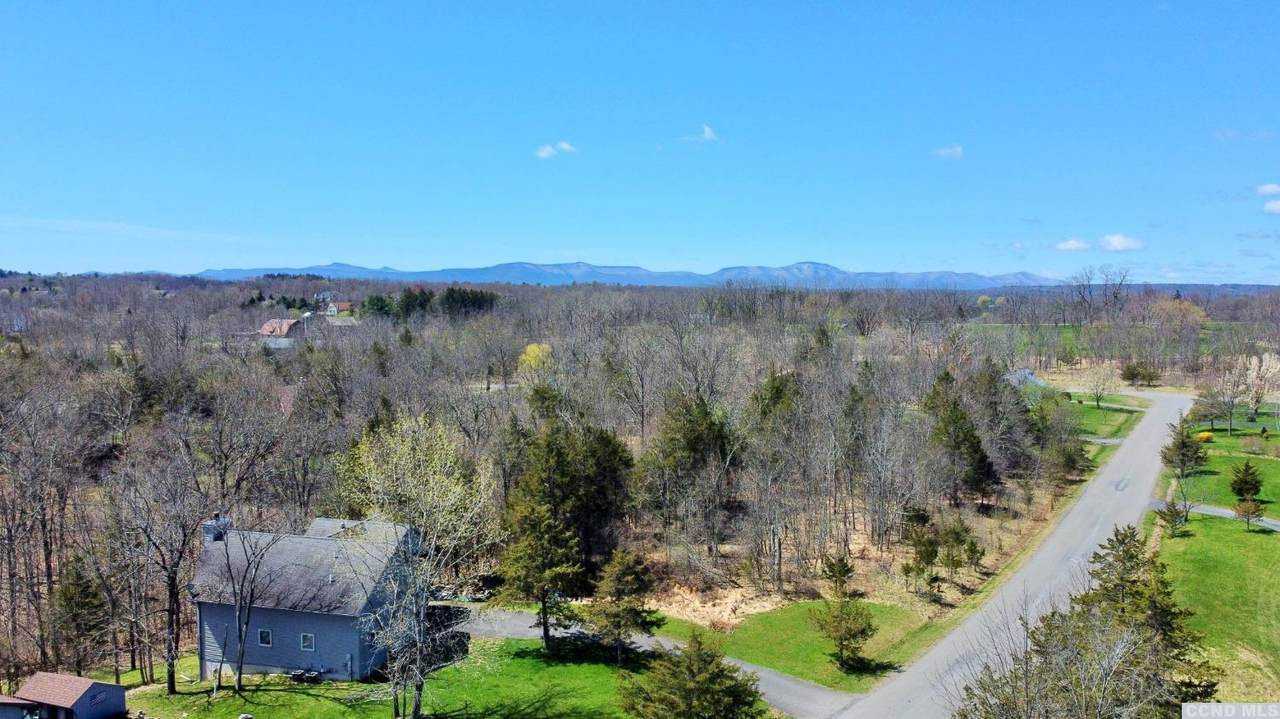 40 Longwood Drive - Photo 1