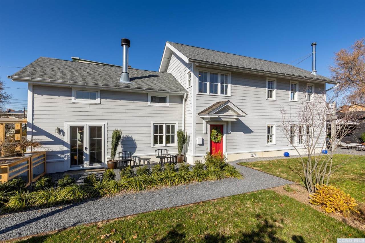 522 Washington Street - Photo 1
