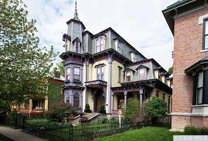 4 Willard Place - Photo 1