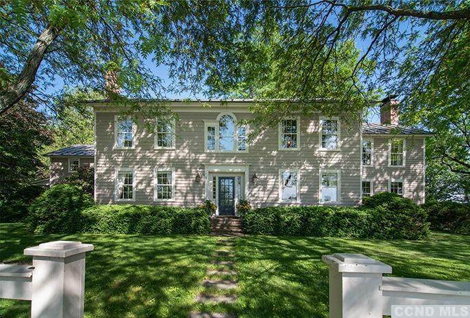 1294 Old Post Road - Photo 1