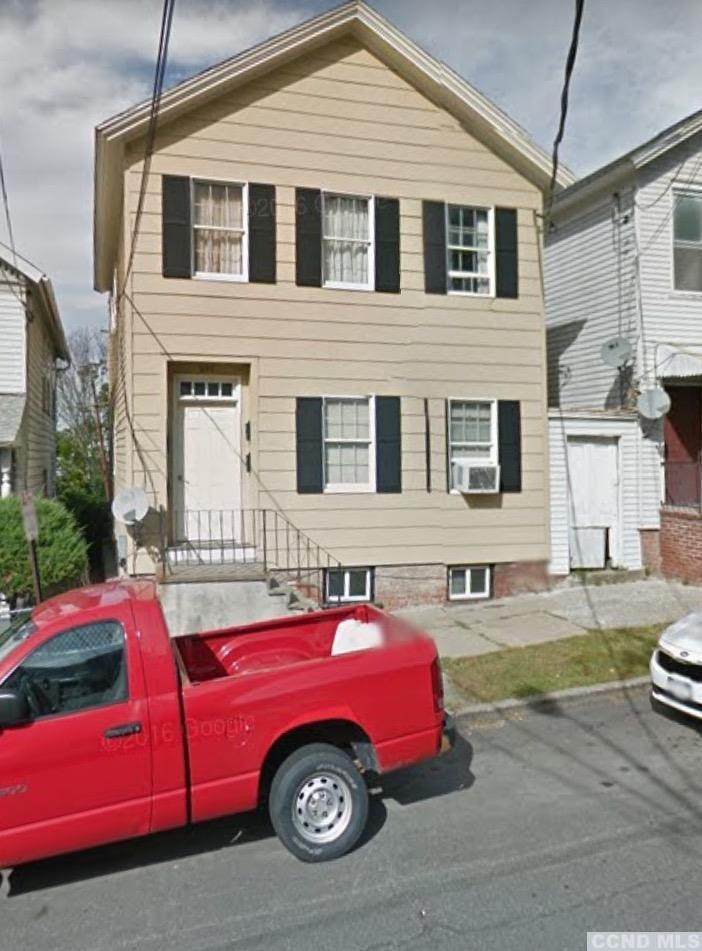 852 Columbia - Photo 1