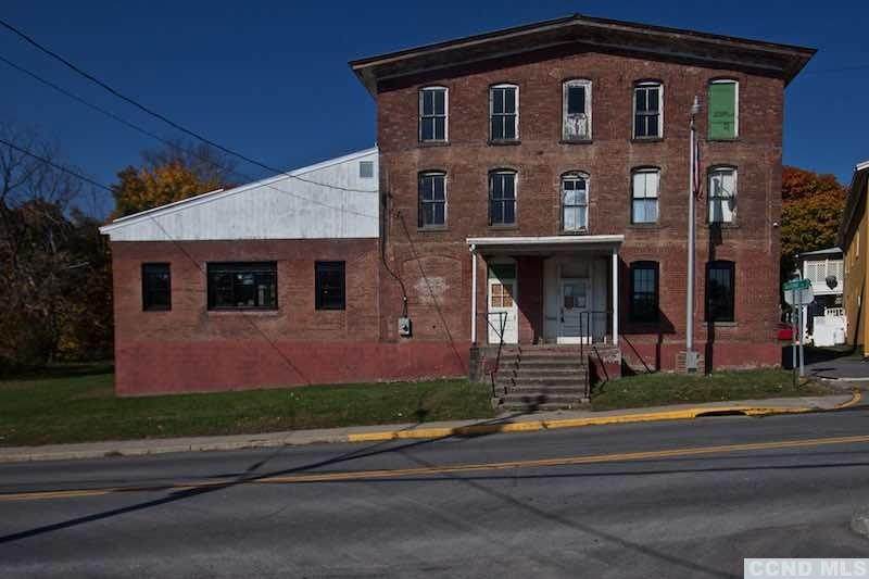 164 Main Street - Photo 1