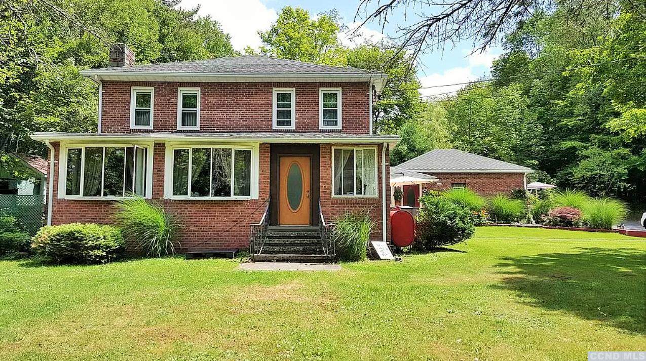 106 Spring Street - Photo 1