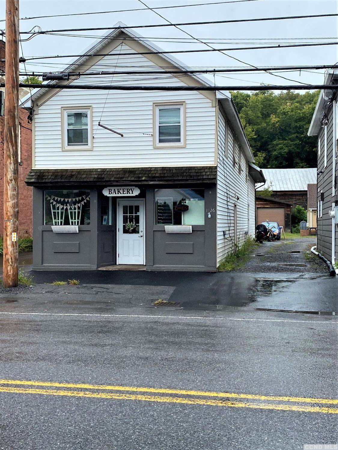 1126 Main Street - Photo 1