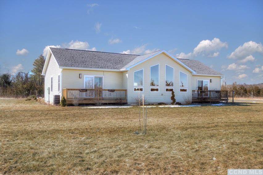 3172 Sleepy Hollow Road - Photo 1