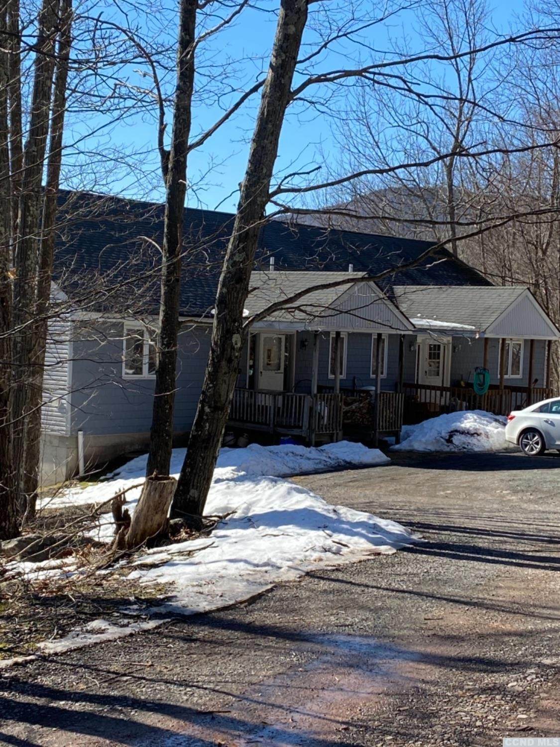 67 Summit - Photo 1