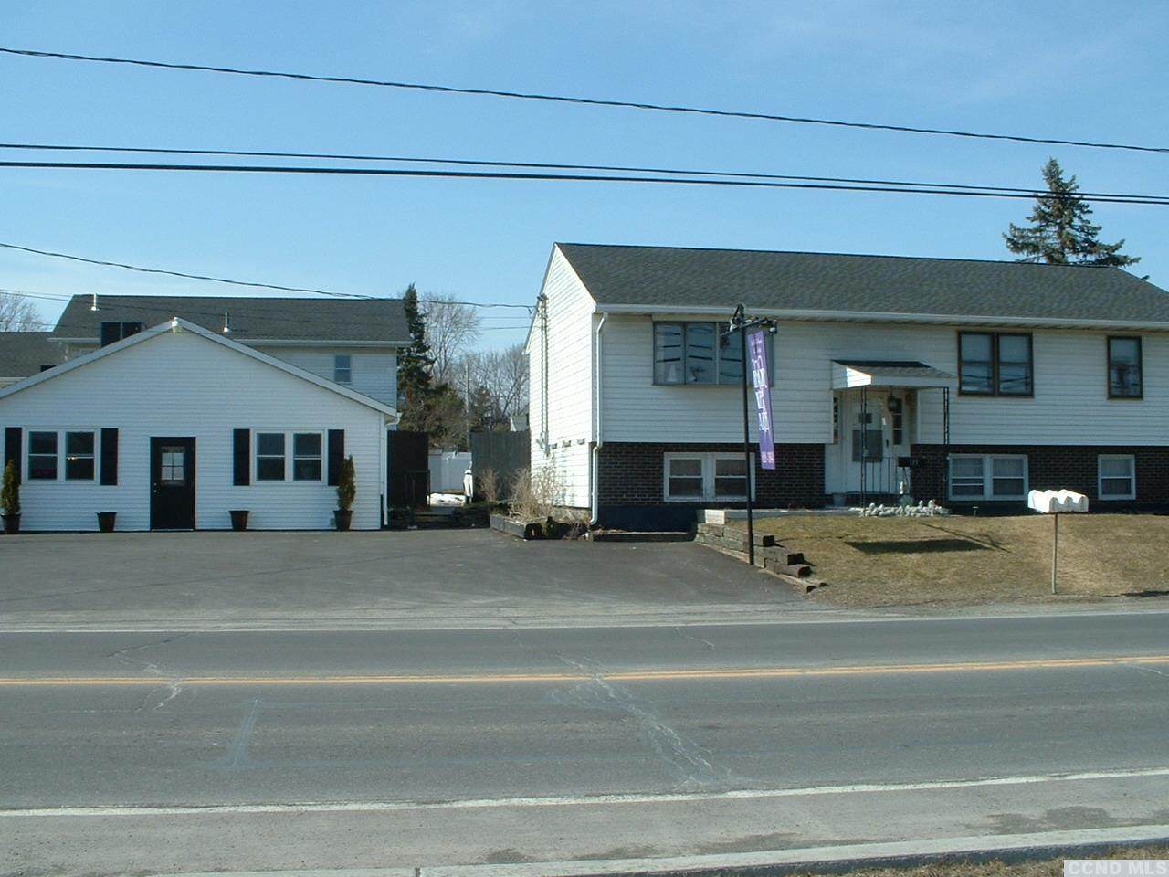 317 Fairview - Photo 1