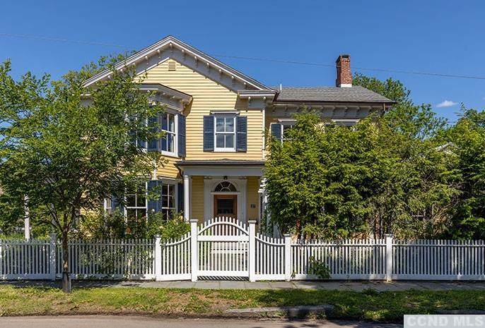 27 Center Street - Photo 1