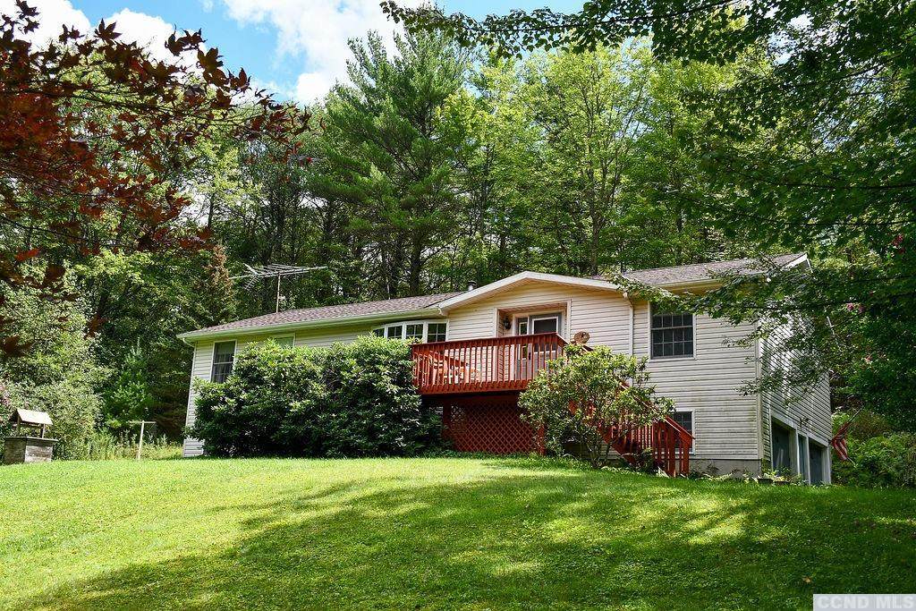211 Vandenburg Road - Photo 1