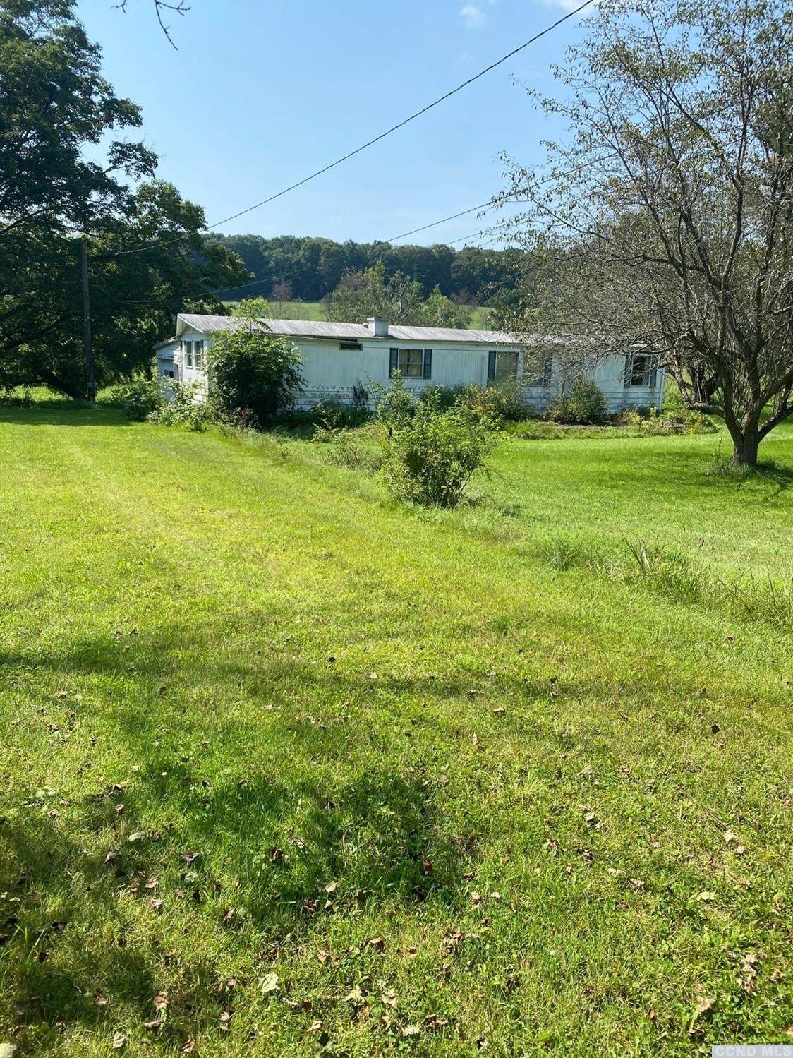 185 Hunt Road - Photo 1