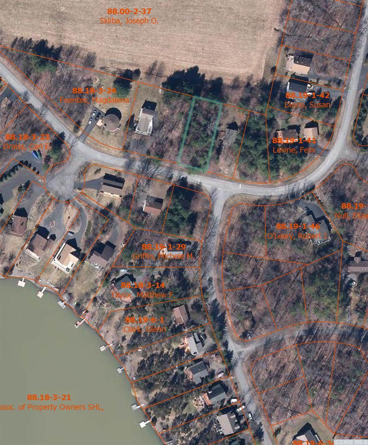 42 Sleepy Hollow Road - Photo 1