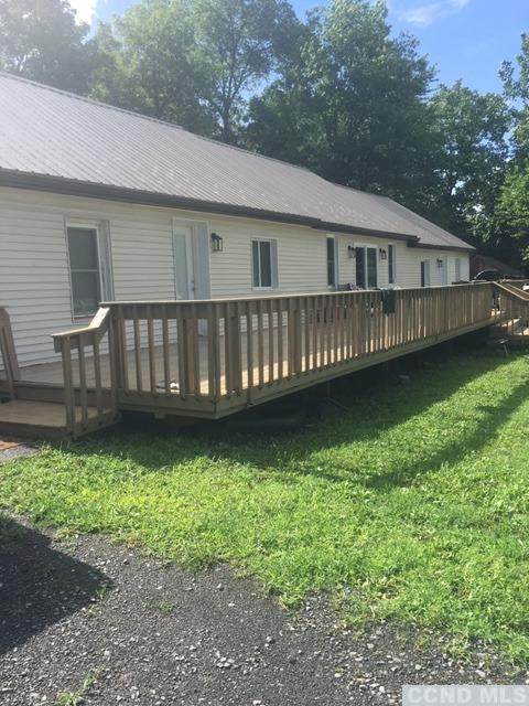 1094 Mountain Ave - Photo 1