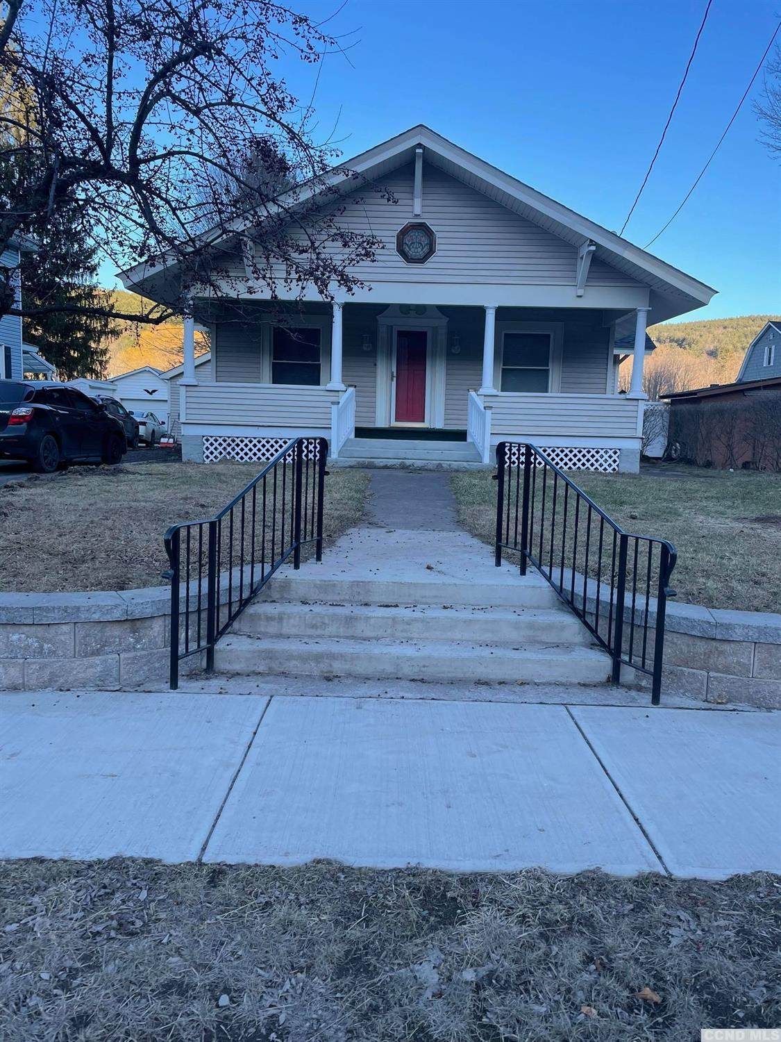 14678 Main Street - Photo 1