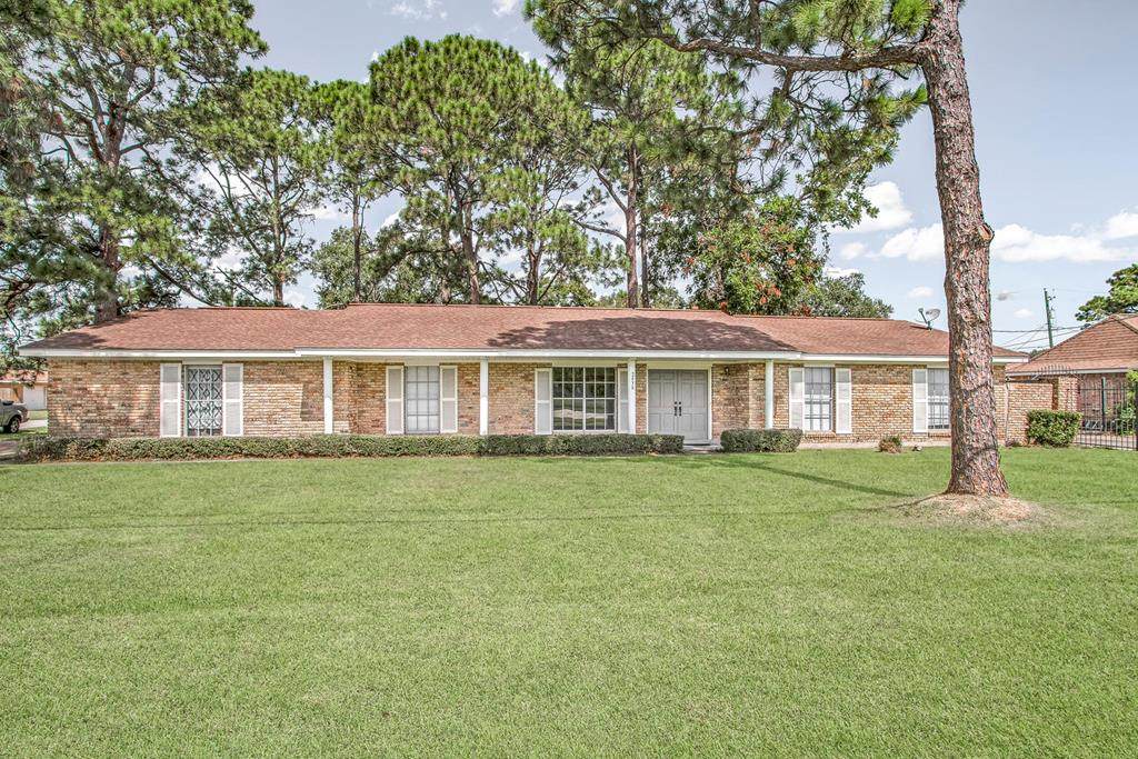 2436 Nall - Photo 1