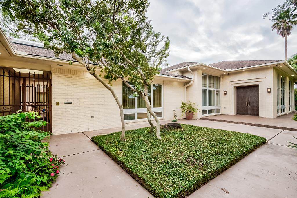 2801 Merriman - Photo 1