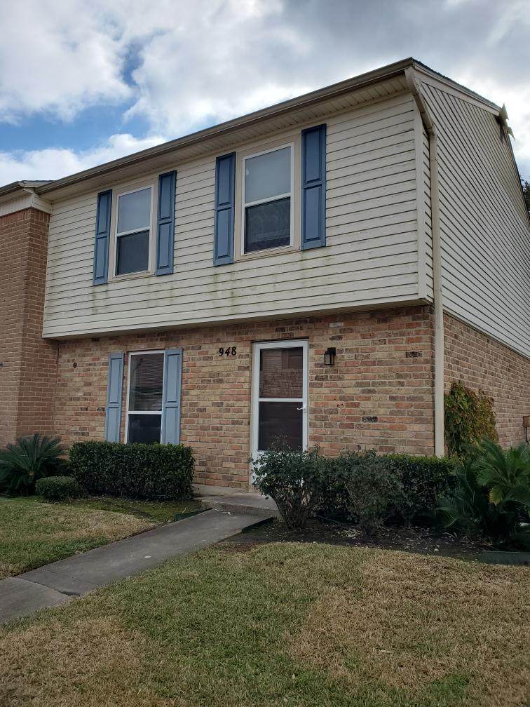 948 Park Meadow - Photo 1