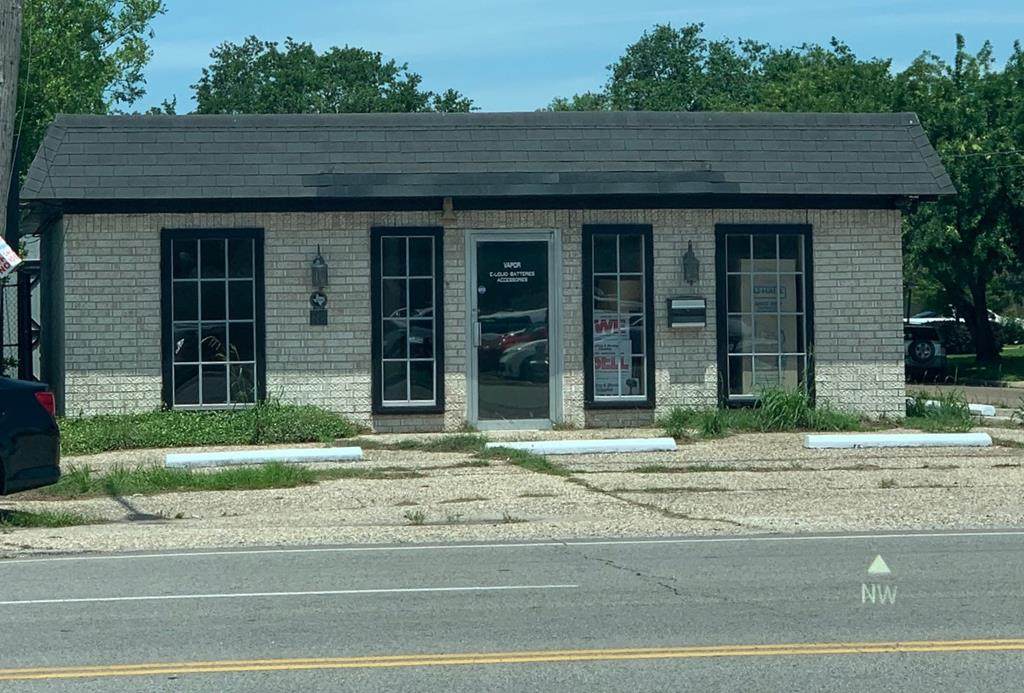 3604 Nederland Avenue - Photo 1