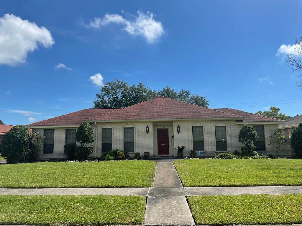 2723 Marilyn Ln - Photo 1